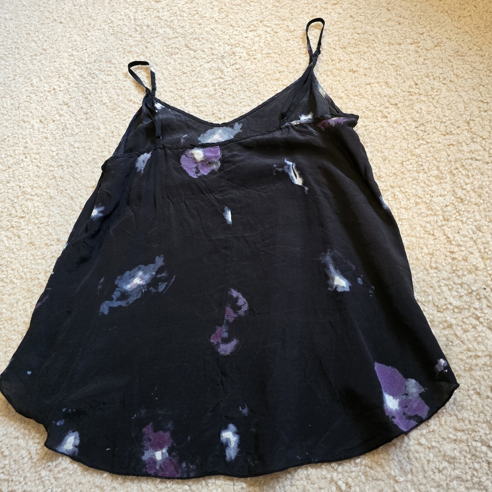 🌈 Wilfred Aritzia 100% Silk Adjustable Straps Cami Tank Top - Picture 5 of 5
